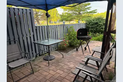 843 Spring Lake Drive, Middle Island, NY 11953 - Photo 14