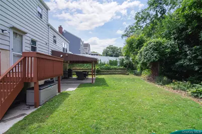 119 Candlewood Drive, Yonkers, NY 10710 - Photo 20