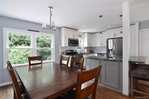 119 Candlewood Dr, Yonkers, NY 10710 - Photo 6