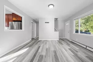 16 Brushwood Dr, Shirley, NY 11967 - Photo 10