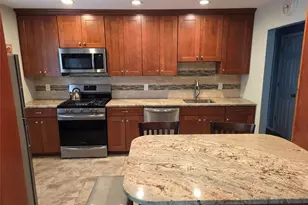 12 Wayside Ln, Smithtown, NY 11787 - Photo 2
