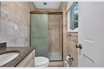 40 Pittoni Drive, Commack, NY 11725 - Photo 16