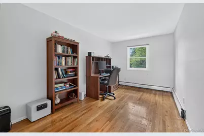 40 Pittoni Drive, Commack, NY 11725 - Photo 22