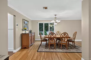 40 Pittoni Dr, Commack, NY 11725 - Photo 4