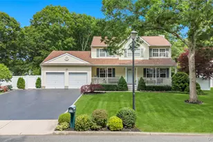 75 Apple Ln, Medford, NY 11763 - Photo 4