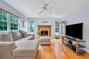 75 Apple Ln, Medford, NY 11763 - Photo 18