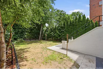 4000 Pratt Avenue, Bronx, NY 10466 - Photo 38