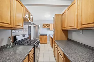 4000 Pratt Ave, Bronx, NY 10466 - Photo 18