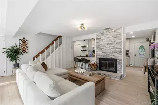 10 Wildflower Ln, Wantagh, NY 11793 - Photo 14