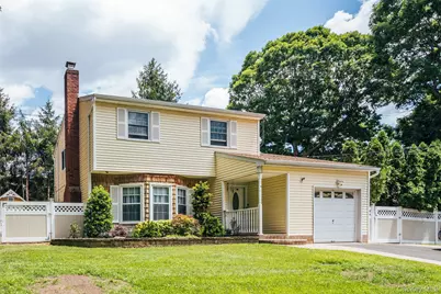 41 Brook Run Drive, Medford, NY 11763 - Photo 1