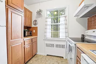 182 Pinewood Rd, Hartsdale, NY 10530 - Photo 4