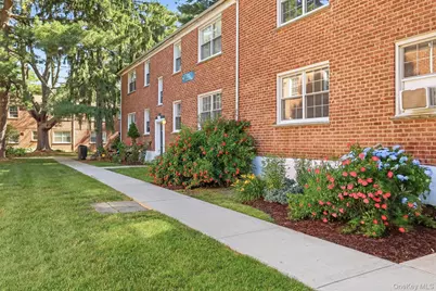 182 Pinewood Road #25, Hartsdale, NY 10530 - Photo 1