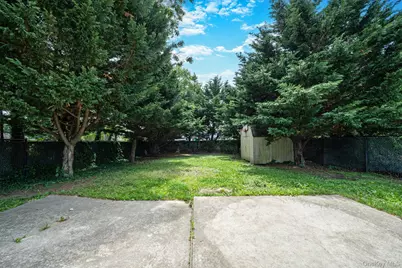 88 Eleanor Avenue, Mastic, NY 11950 - Photo 24