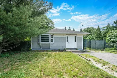 88 Eleanor Avenue, Mastic, NY 11950 - Photo 2