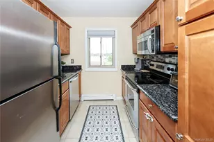 2423 Union Blvd, Islip, NY 11751 - Photo 6