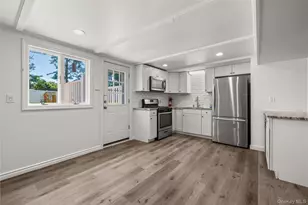 4 Bunny Ln, East Setauket, NY 11733 - Photo 4
