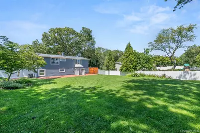 4 Bunny Lane, East Setauket, NY 11733 - Photo 20