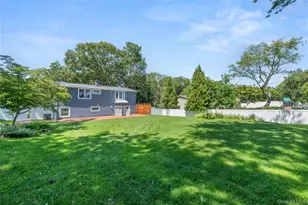 4 Bunny Ln, East Setauket, NY 11733 - Photo 20