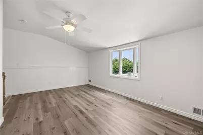 4 Bunny Lane, East Setauket, NY 11733 - Photo 14