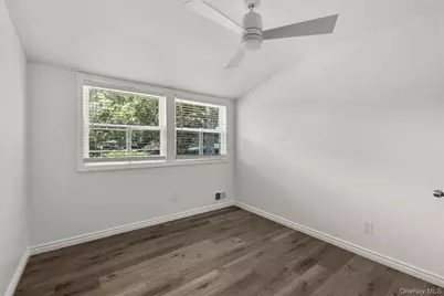 4 Bunny Lane, East Setauket, NY 11733 - Photo 16