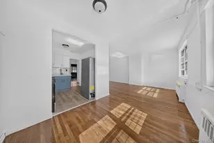 103-45 118th St, Richmond Hill, NY 11419 - Photo 16
