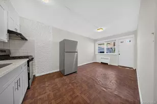 103-45 118th St, Richmond Hill, NY 11419 - Photo 6