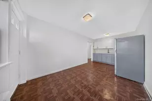 103-45 118th St, Richmond Hill, NY 11419 - Photo 8