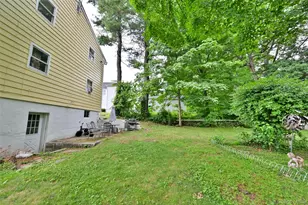 46 Robinson Ave, Bedford Hills, NY 10507 - Photo 18