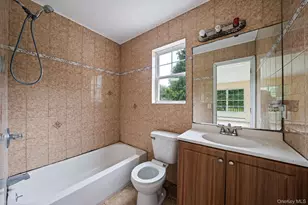 86 Eleanor Ave, Mastic, NY 11950 - Photo 18