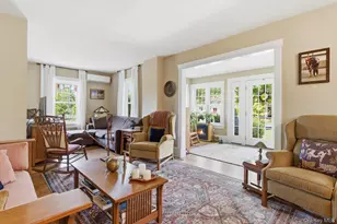 36 Watchogue Ave, East Moriches, NY 11940 - Photo 6