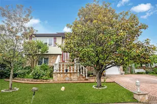 26 Block Terrace, Farmingdale, NY 11735 - Photo 2