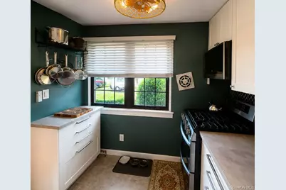 335 Mariners Way, Copiague, NY 11726 - Photo 4