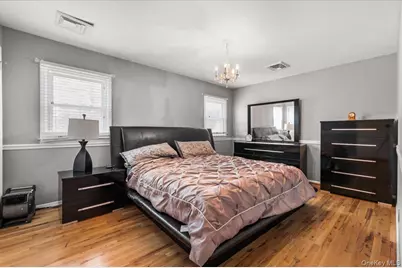 100 Cabot Road, Massapequa, NY 11758 - Photo 22
