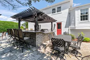 100 Cabot Rd, Massapequa, NY 11758 - Photo 36