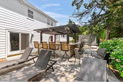 100 Cabot Road, Massapequa, NY 11758 - Photo 38