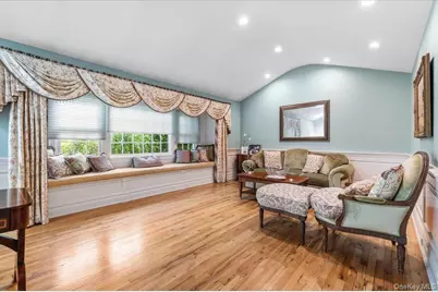 100 Cabot Road, Massapequa, NY 11758 - Photo 16