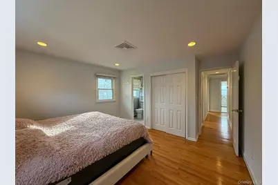 4 Edna Drive, Syosset, NY 11791 - Photo 18