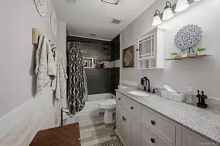 94 Broadlawn Dr, Central Islip, NY 11722 - Photo 20