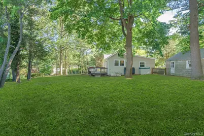 7 Laurelton Avenue, Selden, NY 11784 - Photo 24