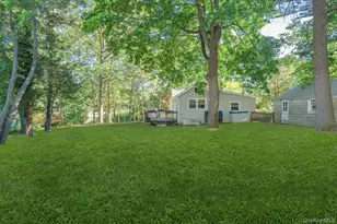 7 Laurelton Ave, Selden, NY 11784 - Photo 24