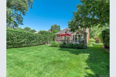 25 Andover Road, Port Washington, NY 11050 - Photo 22