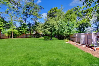 1 Burr Road, East Northport, NY 11731 - Photo 4