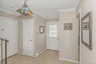 123 Avenue B, Holbrook, NY 11741 - Photo 6