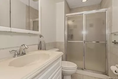 123 Avenue B, Holbrook, NY 11741 - Photo 14