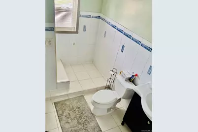535 Cross Street, Westbury, NY 11590 - Photo 10