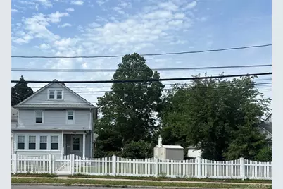 535 Cross Street, Westbury, NY 11590 - Photo 16