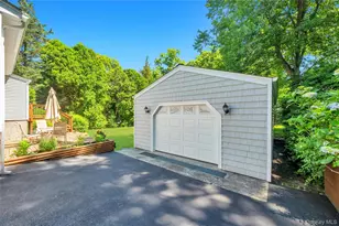 33 East St, Middle Island, NY 11953 - Photo 4