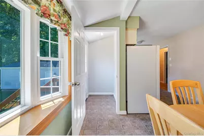 33 East Street, Middle Island, NY 11953 - Photo 12