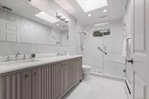 18 Hickman St, Syosset, NY 11791 - Photo 26