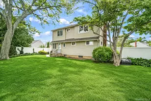 2055 Alan Dr, Seaford, NY 11783 - Photo 30